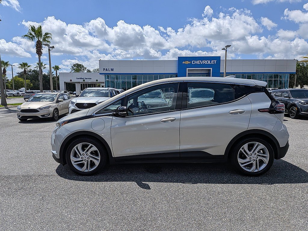 2023 Chevrolet Bolt EV LT - Photo 32