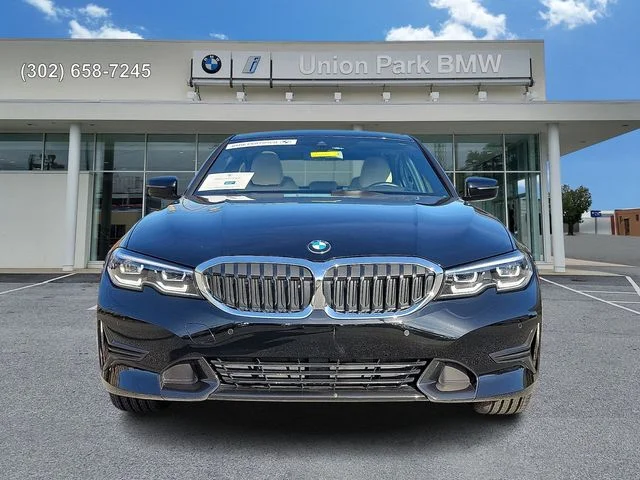 Used 2020 Jet Black BMW 330i xDrive image 2