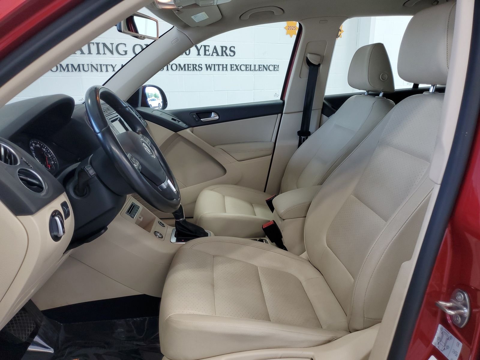 Used 2016 Red Volkswagen S image 8