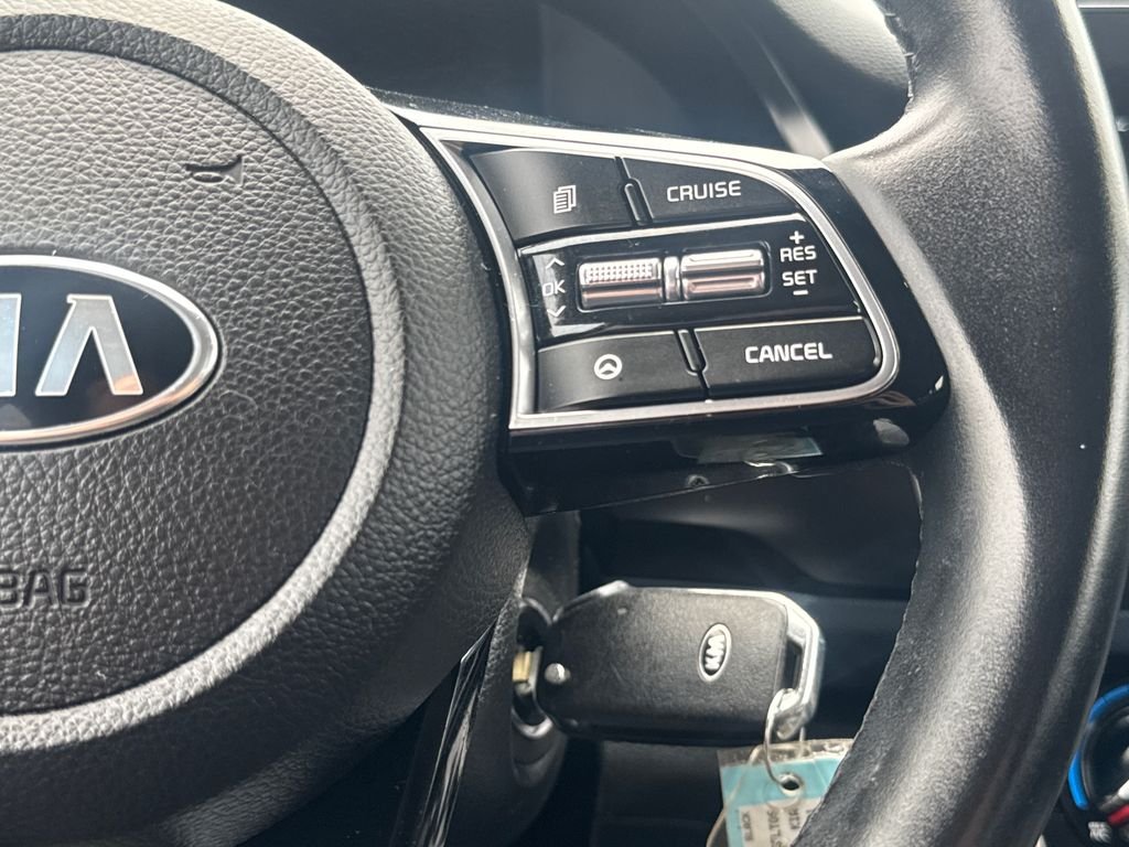 Used 2021 Black Kia S image 20