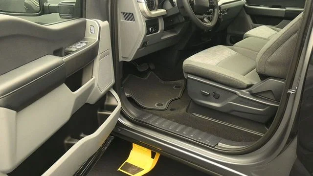 New 2026 Gray Ford XLT image 12
