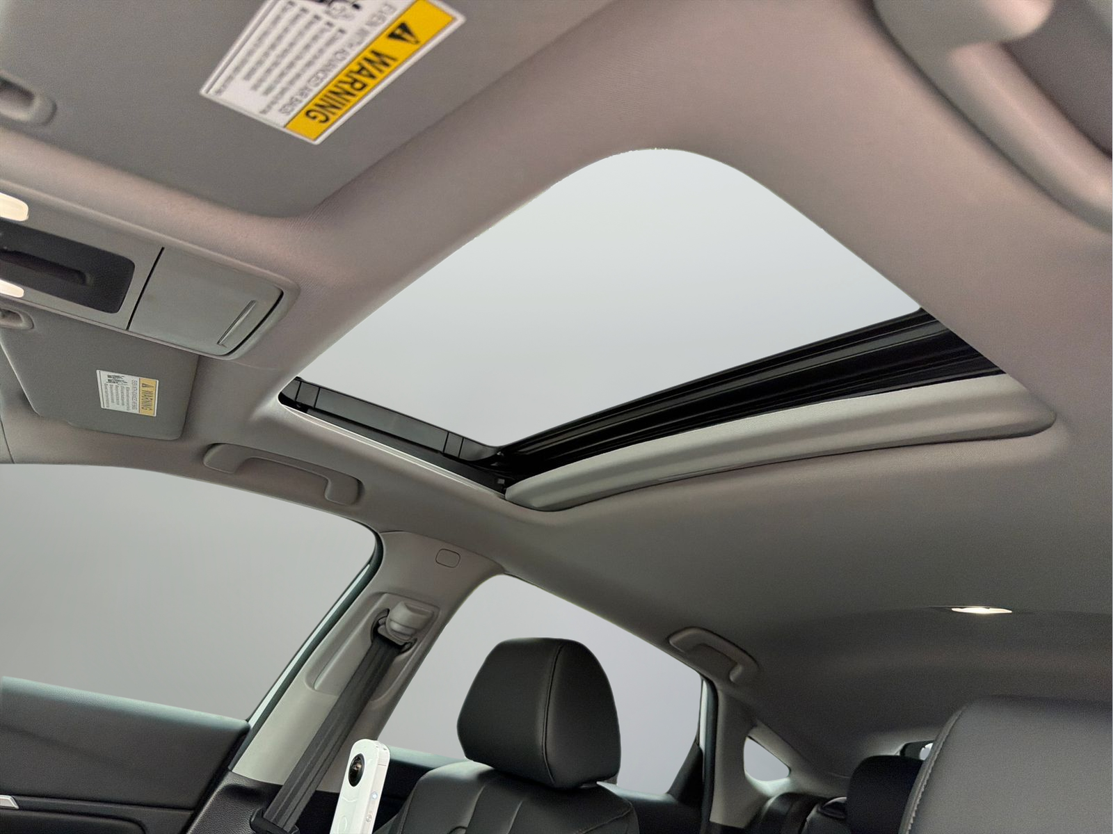 Used 2024 Platinum White Pearl Acura Base image 29