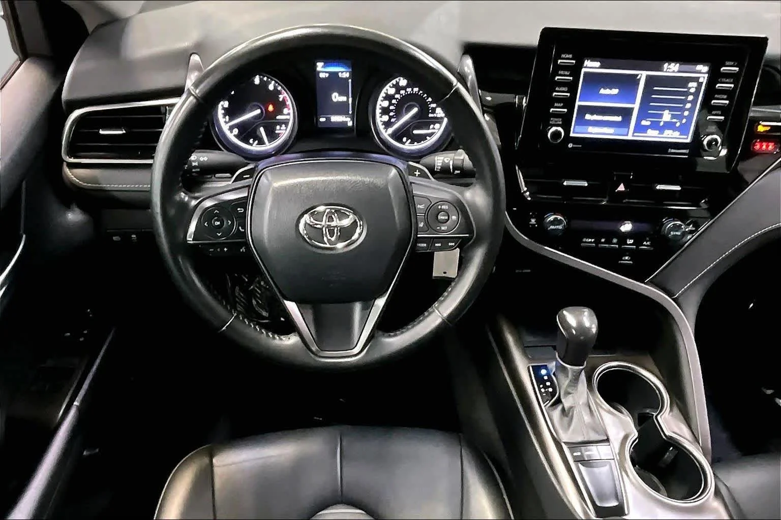 Used 2023 Predawn Gray Mica Toyota SE image 6