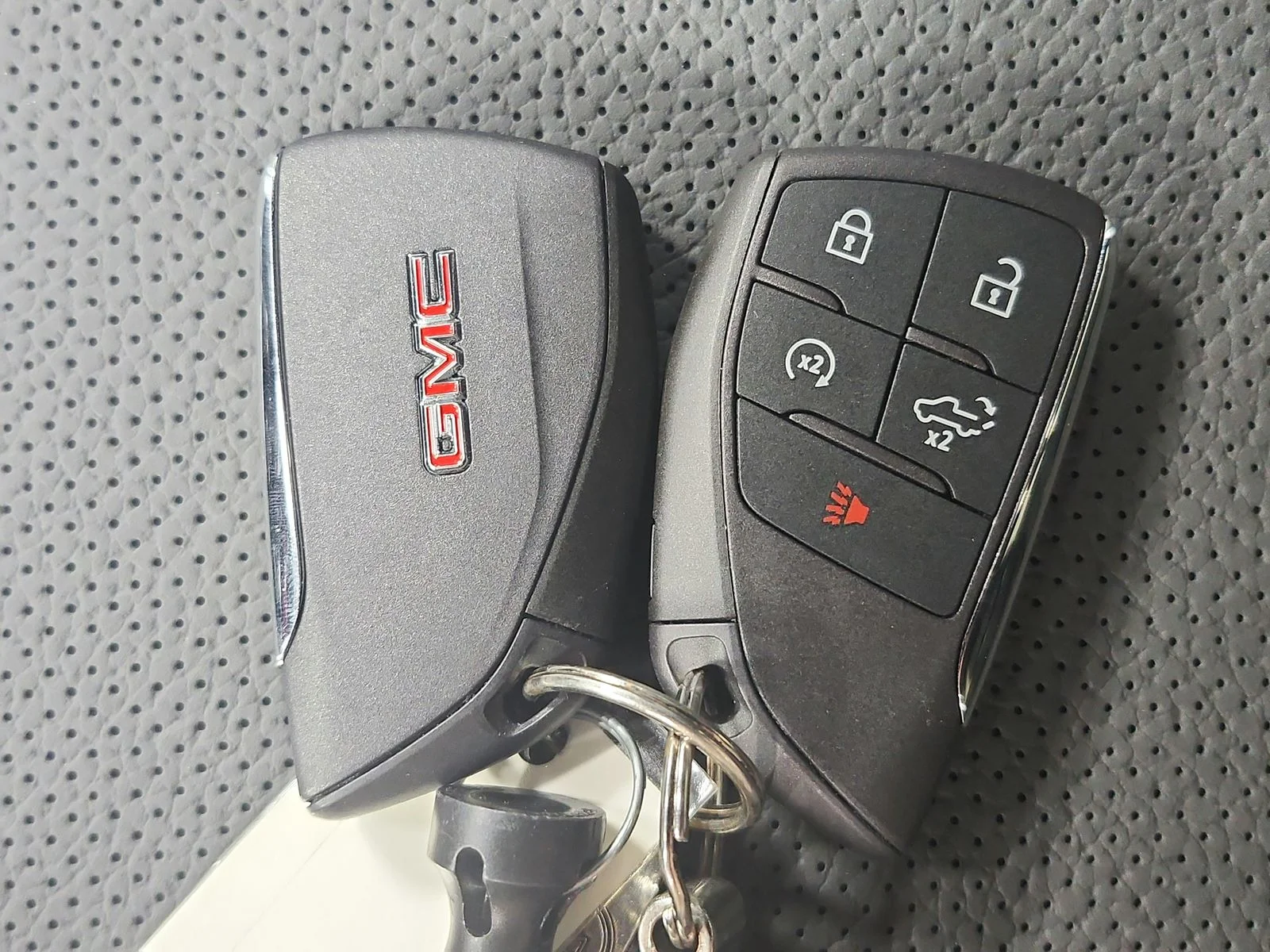Used 2026 Sterling GMC Denali image 14