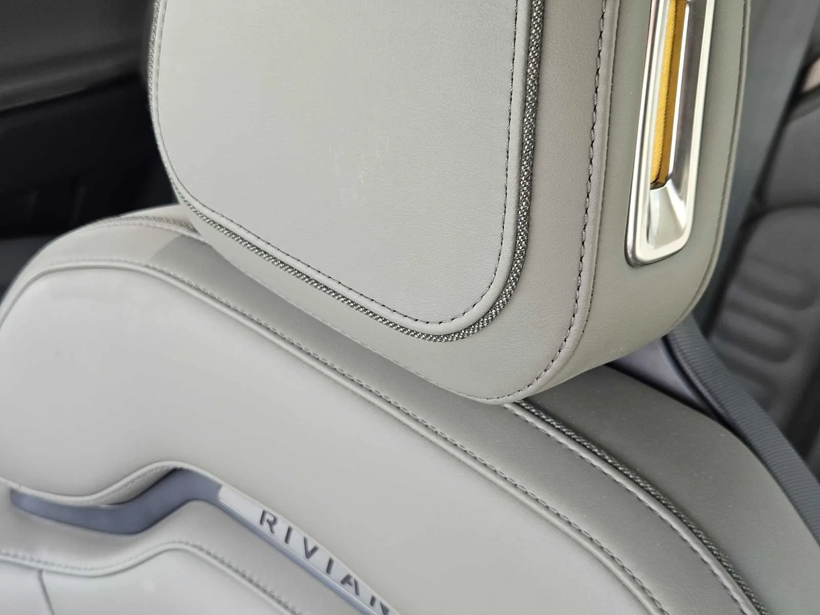 Used 2023 Forest Green Rivian Adventure image 14