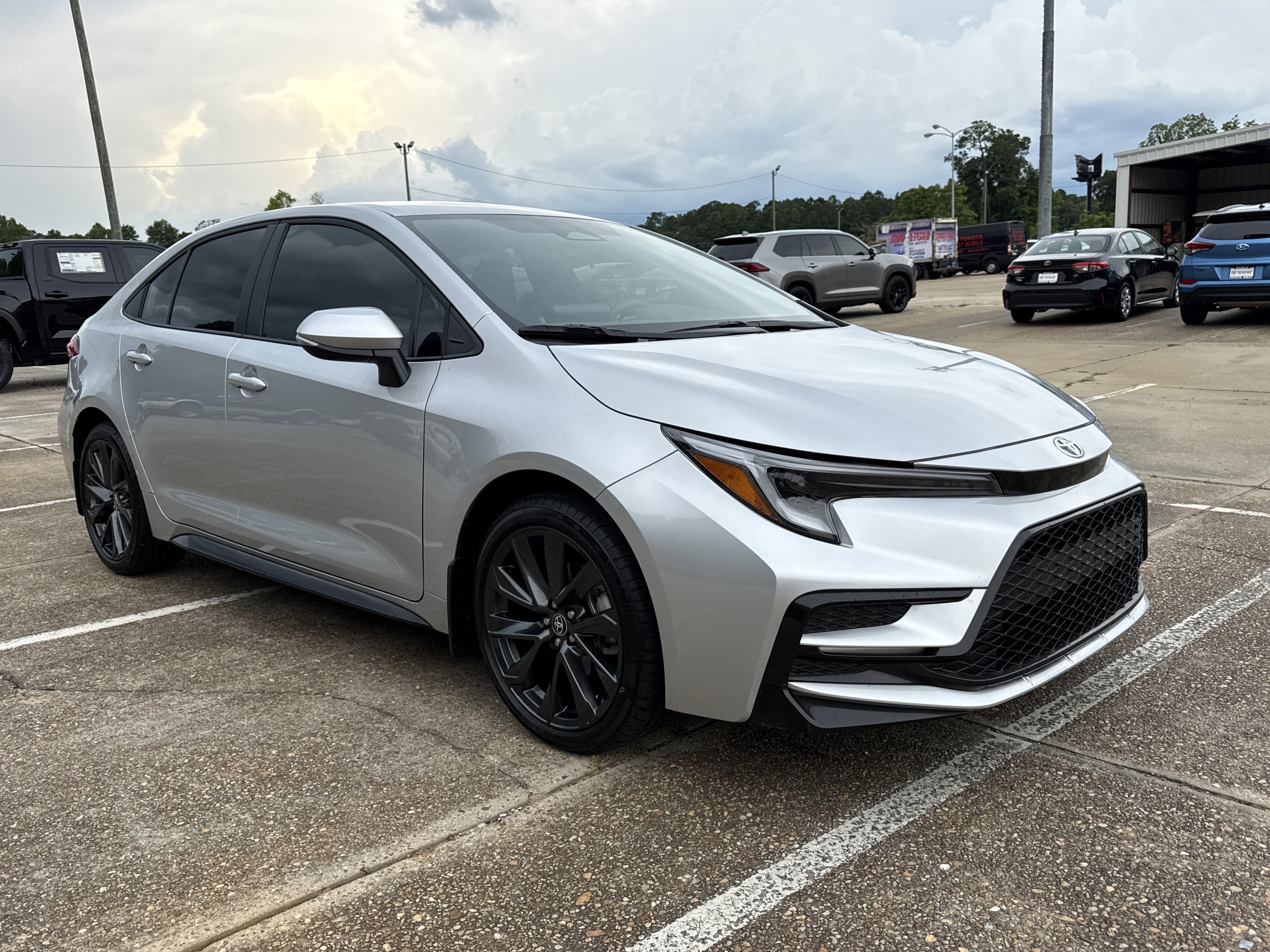 2026 Toyota Corolla SE CVT's photo
