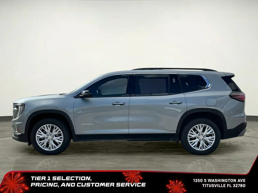 New 2026 Sterling Metallic GMC Elevation image 3