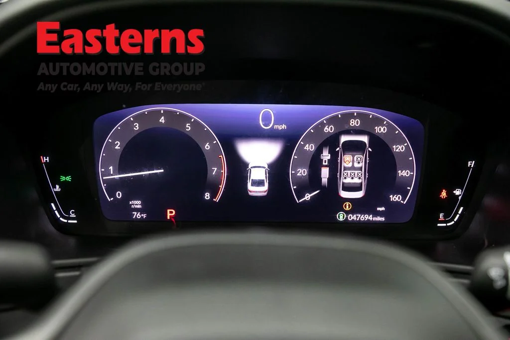 Used 2024 White Honda EX image 16