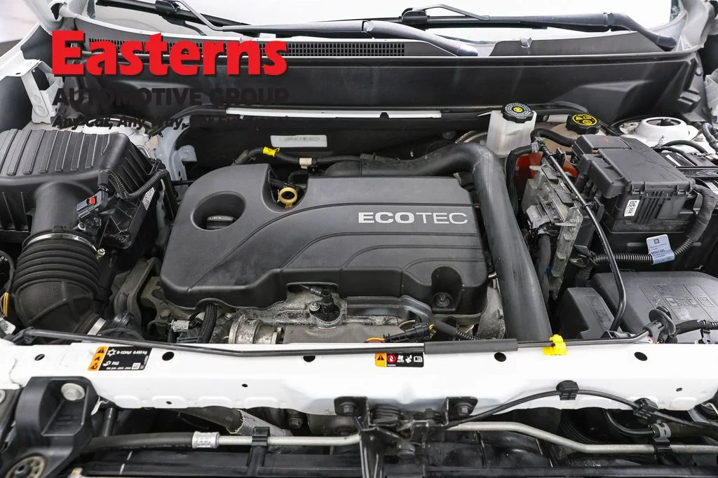 Used 2021 White Chevrolet LT image 7
