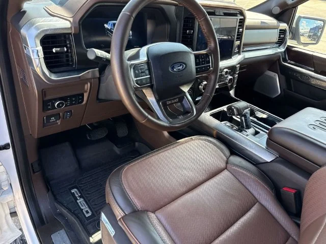 Used 2025 White Ford King Ranch image 33