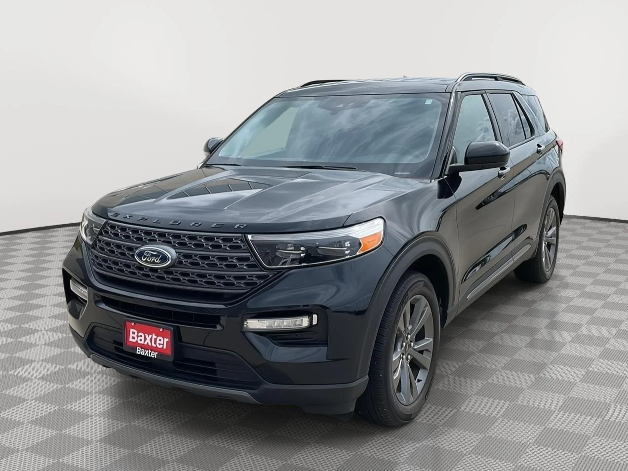 Certified Used 2023 Agate Black Ford XLT image 7