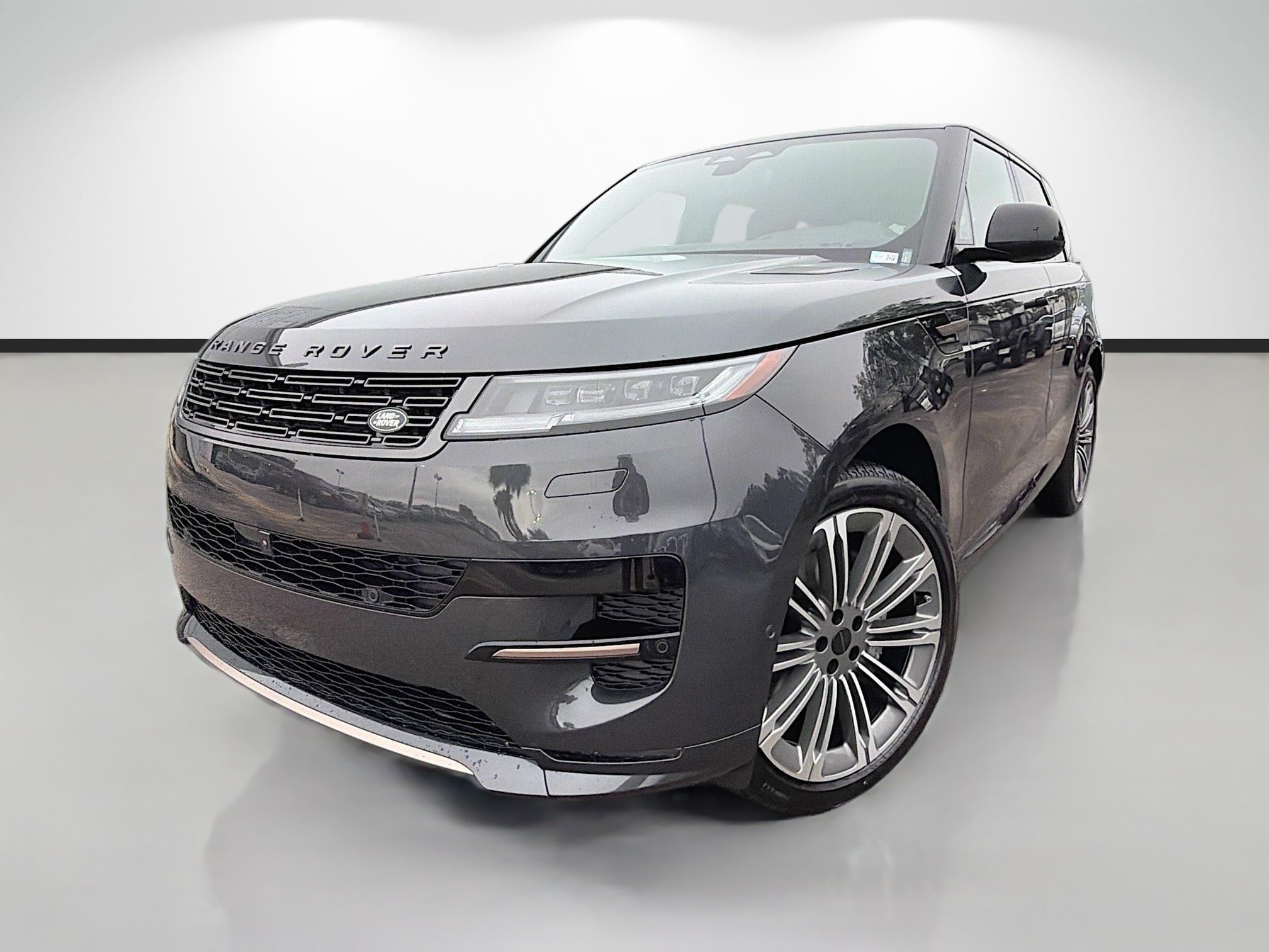 New 2026 Carpathian Grey Land Rover Dynamic SE image 1