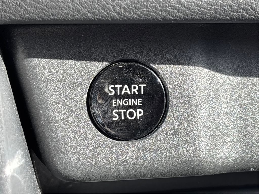 Used 2024 White Nissan SL image 29