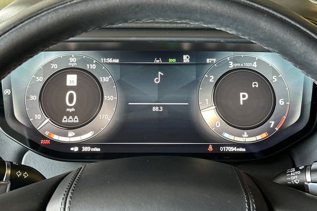 Used 2025 Gray Land Rover Dynamic SE image 24