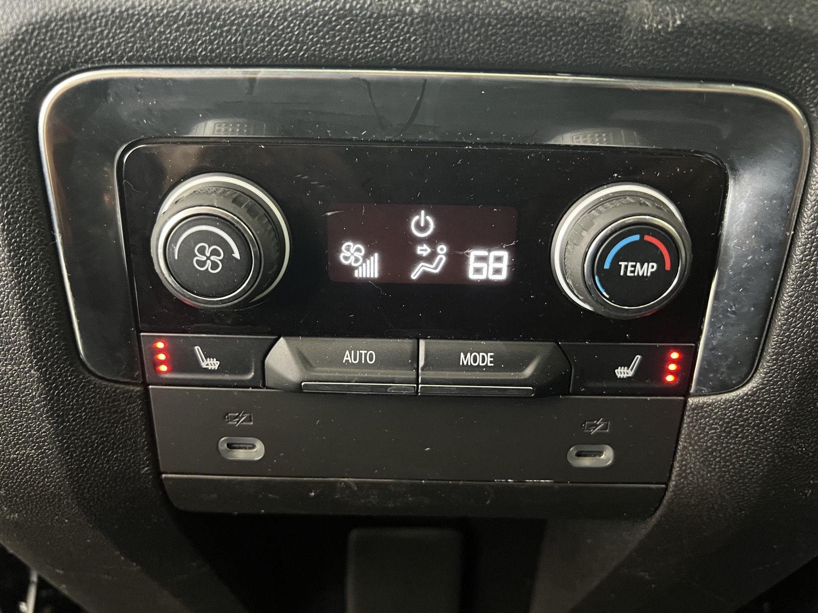 Used 2022 Summit White Chevrolet RST image 21