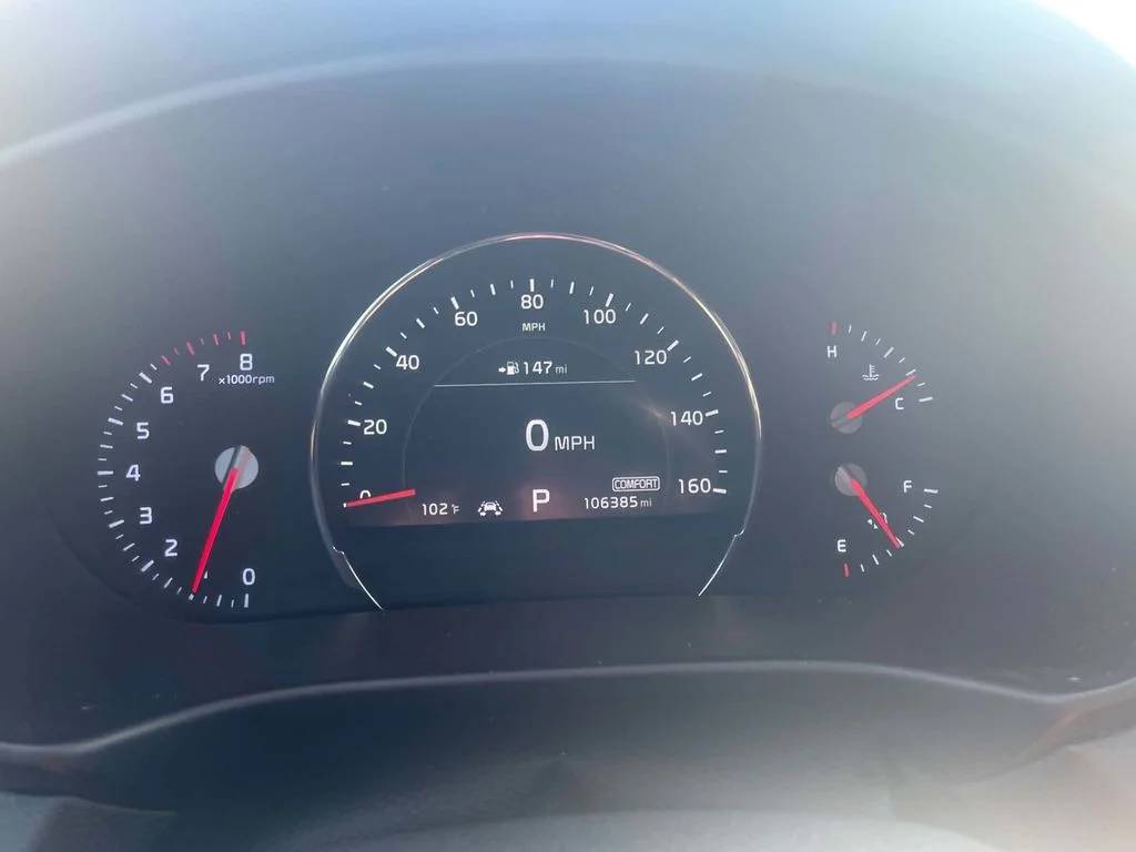 Used 2020 Black Kia SX image 19