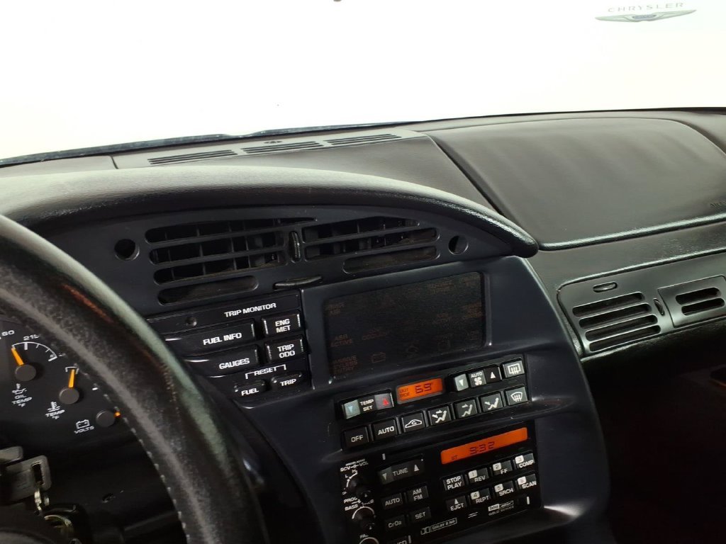 Used 1995  Chevrolet Base image 20