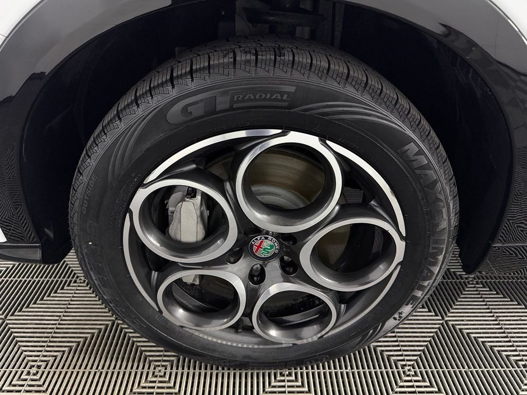 Used 2024 White Alfa Romeo Ti image 11