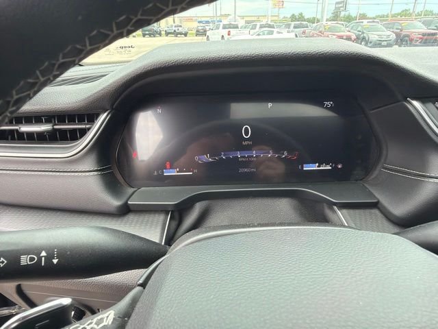 Used 2024 Gray Jeep Altitude X image 10