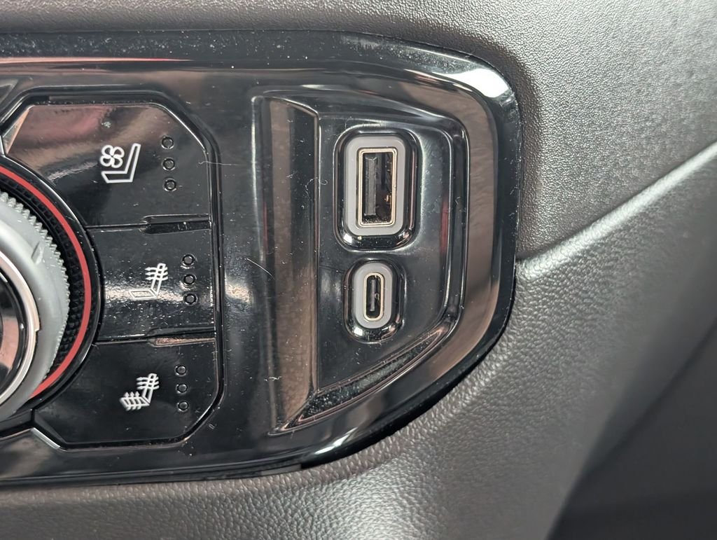 Used 2023 Red Chevrolet High Country image 35