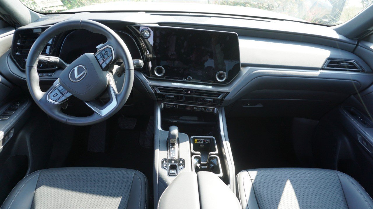 Certified Used 2025 White Lexus TX 350 Premium image 13