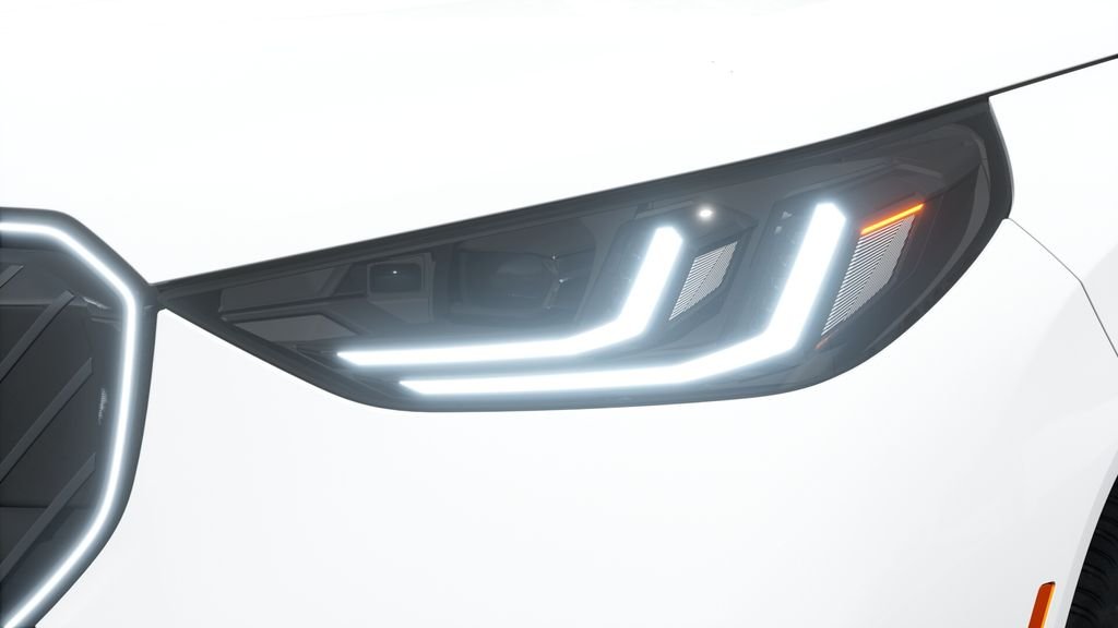 New 2026 Alpine White BMW 30 xDrive image 31