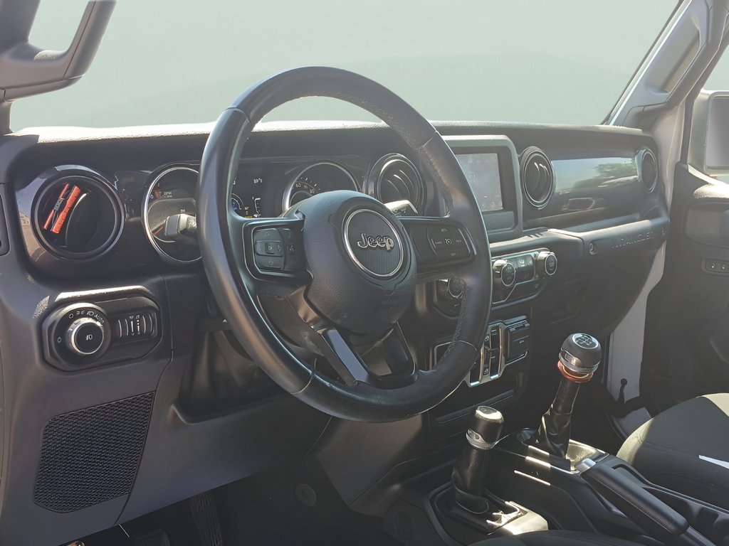 Used 2021 White Jeep Unlimited Sport Altitude image 13