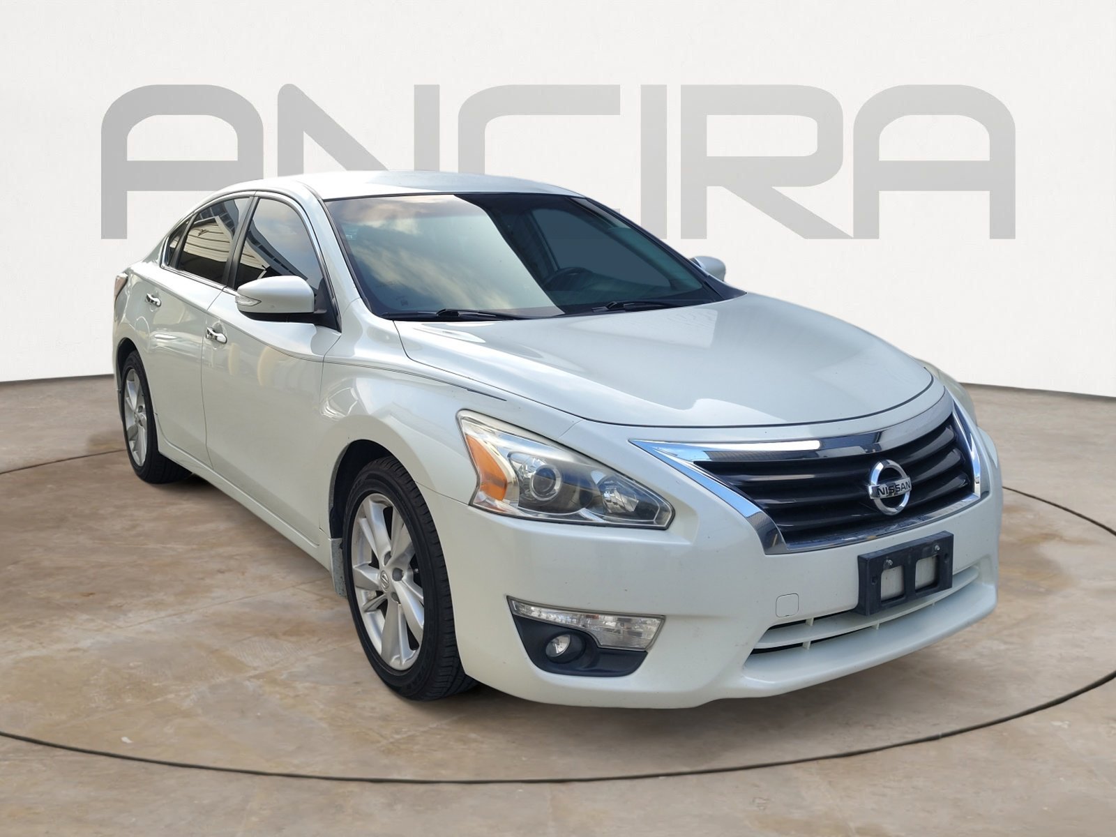 2015 Nissan Altima's photo