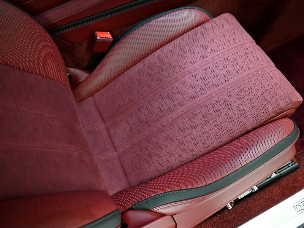 Used 2025  Bentley First Edition Launch Specification image 15