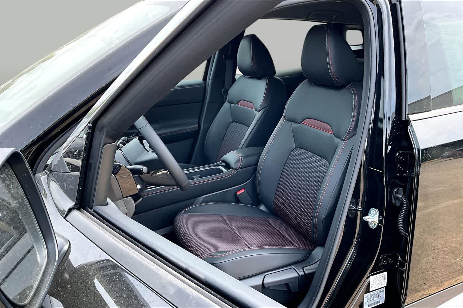 New 2026 Super Black Nissan SR image 18