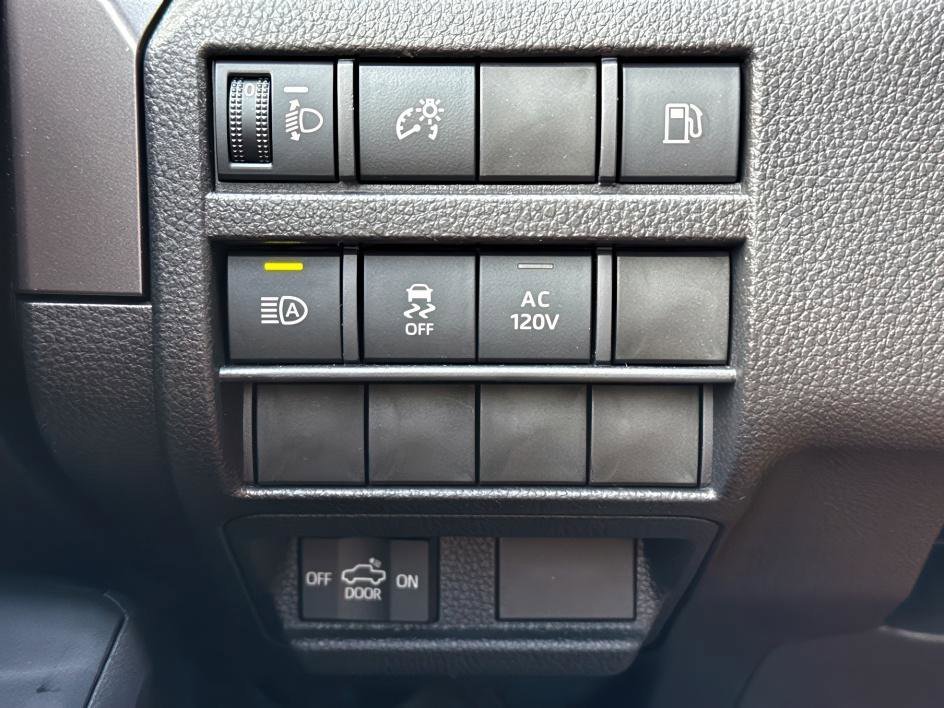 2025 Toyota Tacoma TRD Off Road - Photo 13