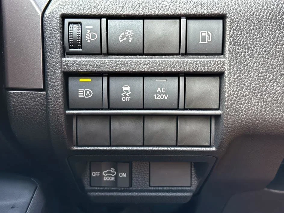 2025 Toyota Tacoma TRD Off Road - Photo 13