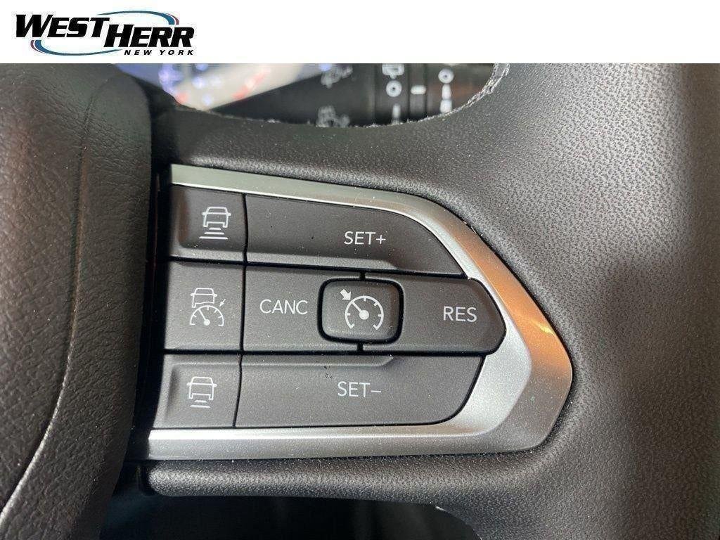 Used 2026 Hydro Blue Pearlcoat Jeep Limited Altitude image 12