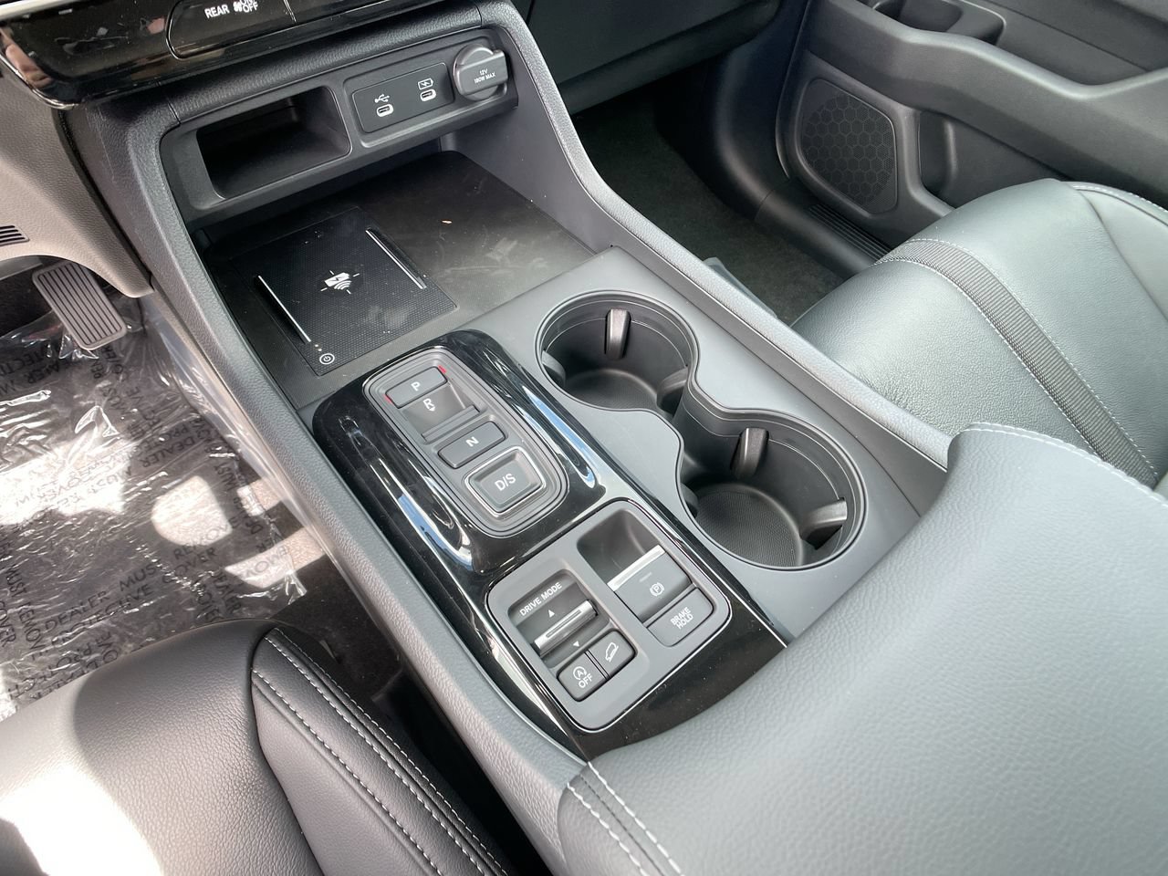 New 2026 Platinum White Pearl Honda RTL AWD image 20