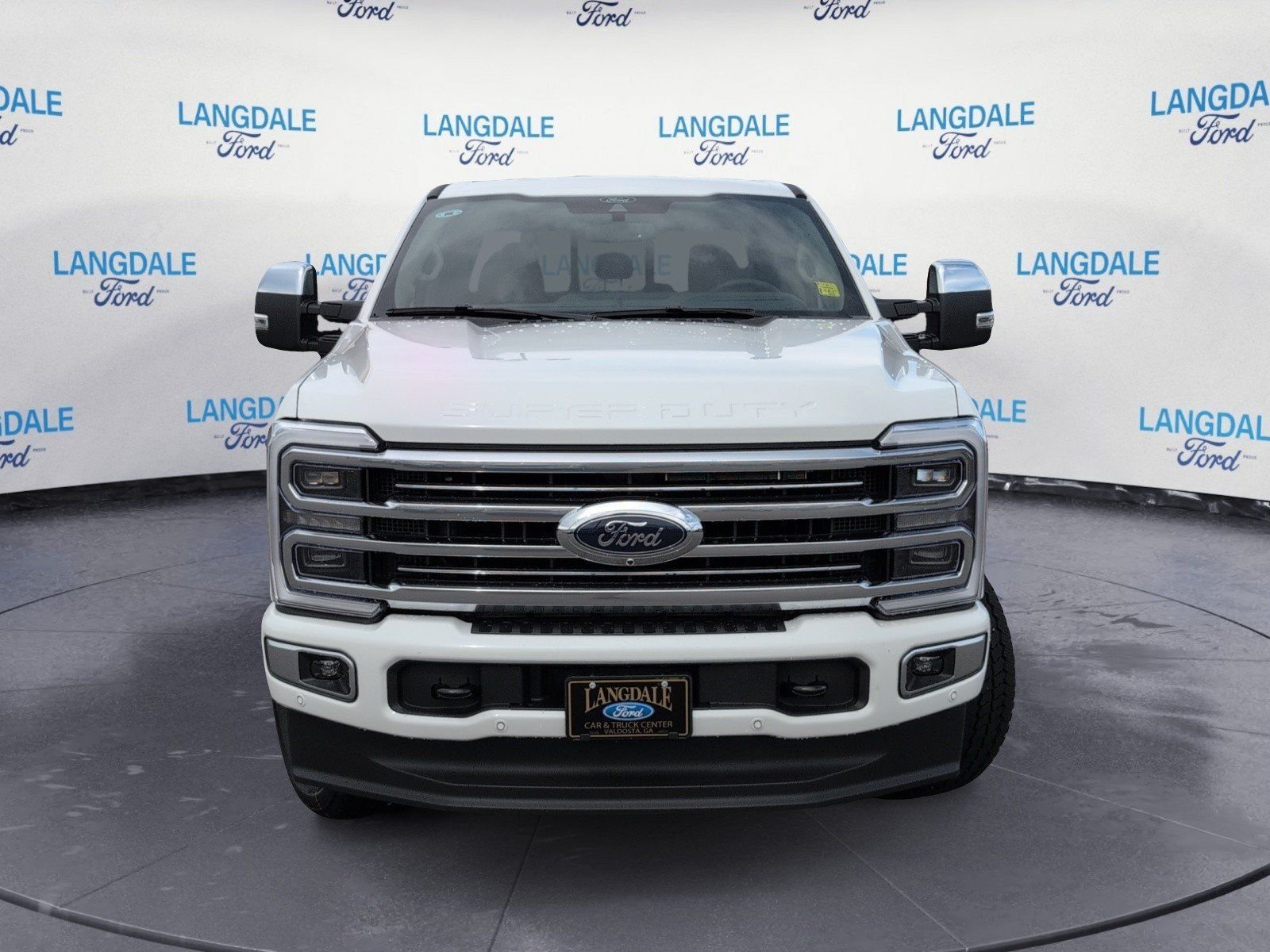 New 2026 Star White Metallic Tri-Coat Ford Platinum image 12