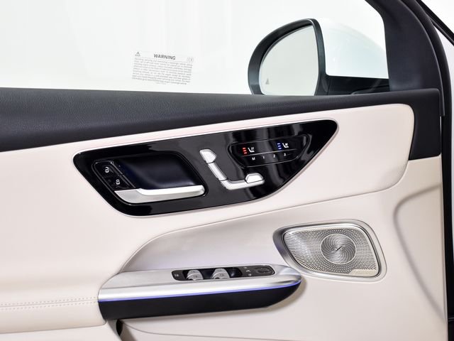 New 2027 Polar White Mercedes-Benz GLC 300 image 18