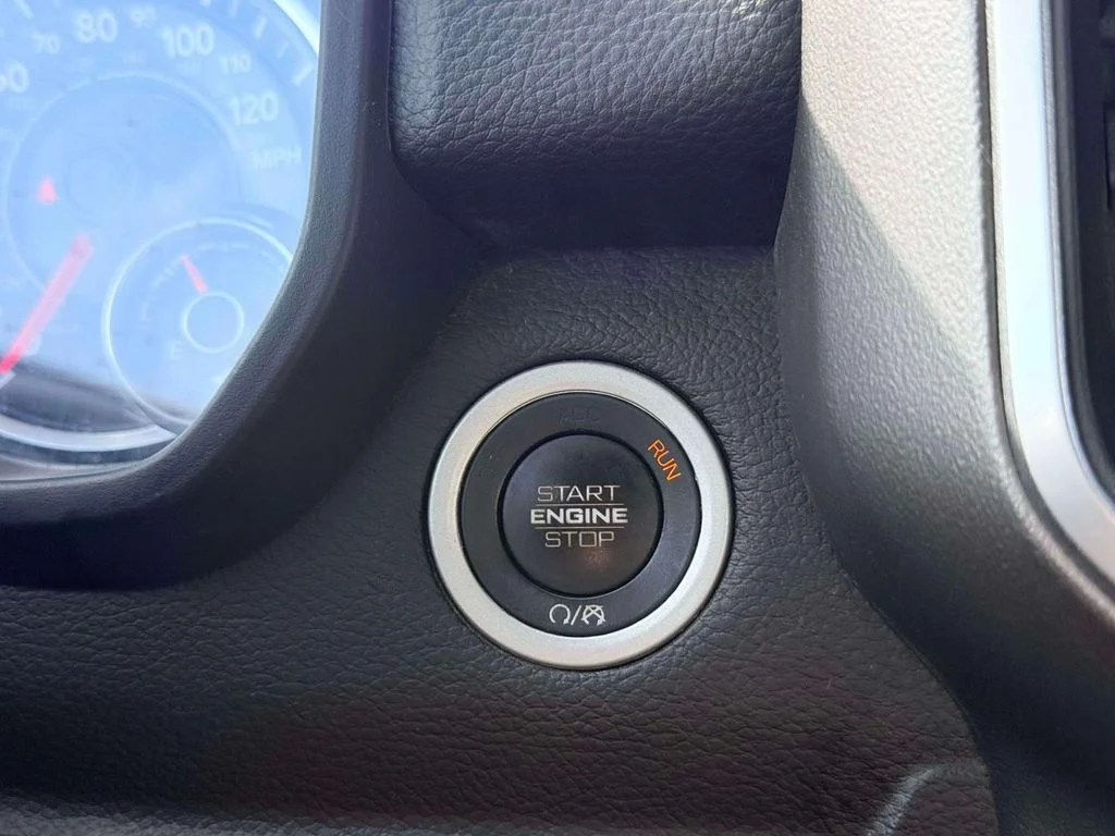 Used 2019 Silver Ram Big Horn/Lone Star image 19