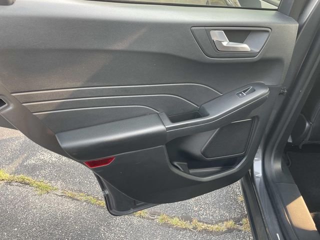 Used 2025 Carbonized Gray Metallic Ford ST-Line Select image 17