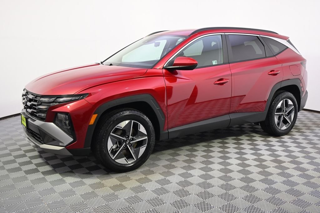 Certified 2025 Hyundai Tucson SEL with VIN 5NMJBCDE1SH505327 for sale in St. Louis Park, Minnesota