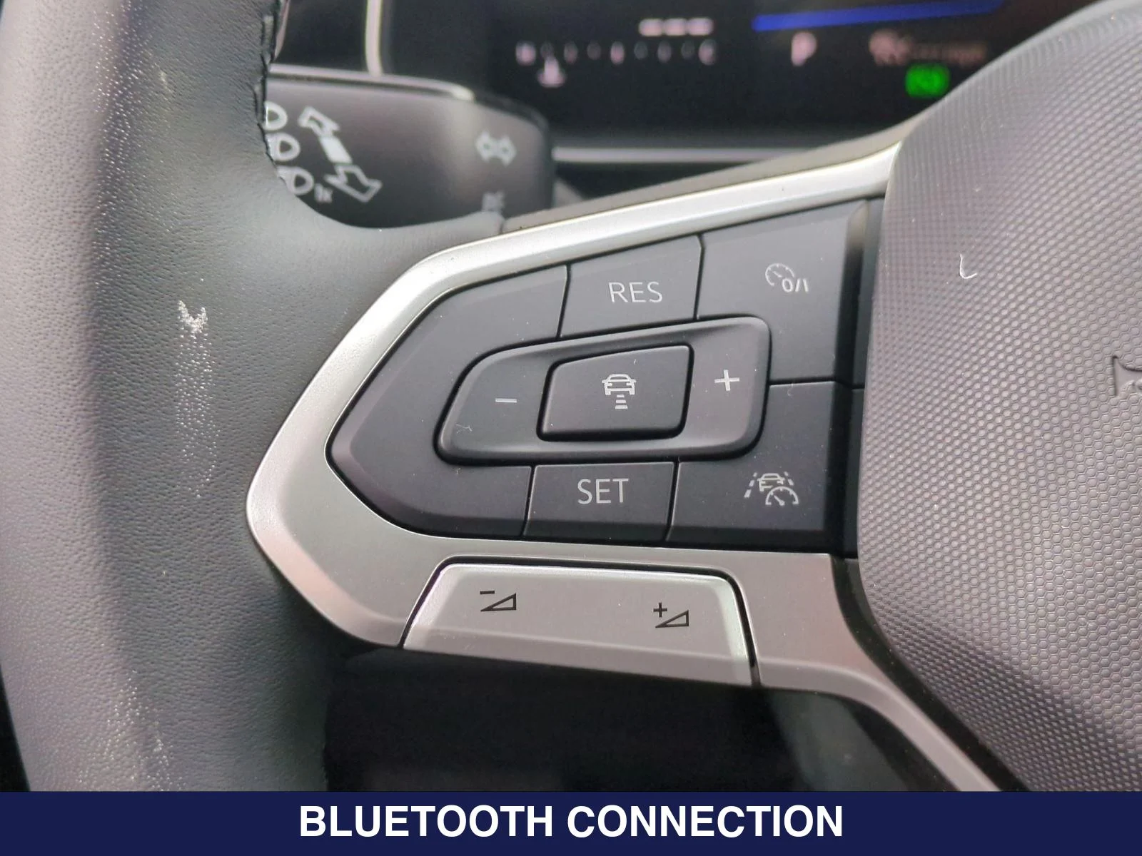 New 2026 Silver Volkswagen 1.5T SE image 18