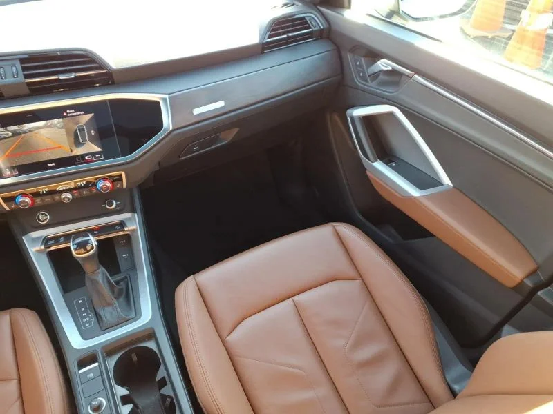Used 2022  Audi 40 TFSI Premium Plus Sport Utility 4D image 19