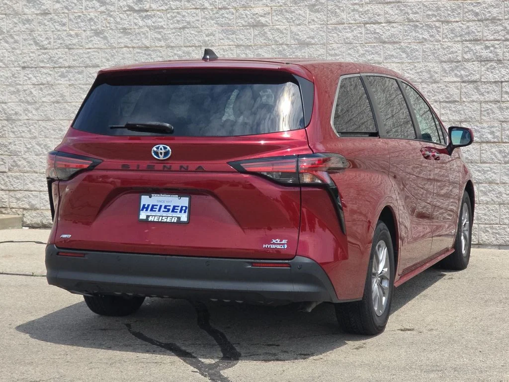 Used 2021 Red Toyota XLE image 13