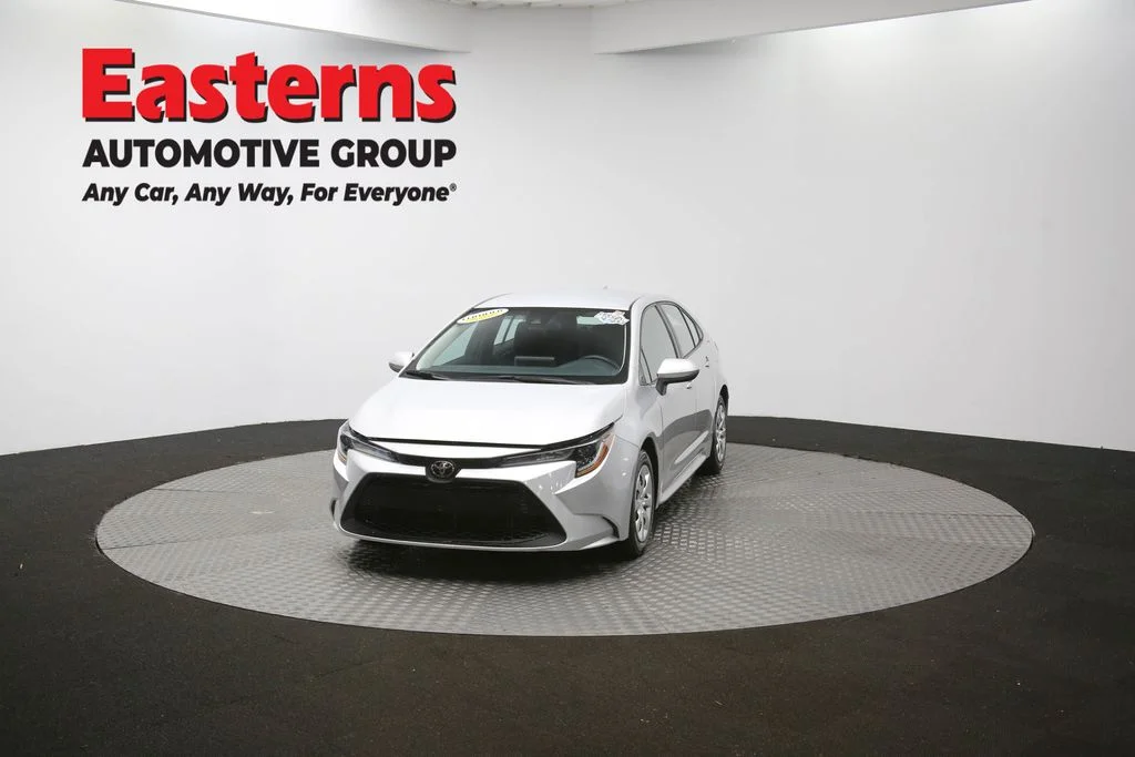 Used 2022 Silver Toyota LE image 50