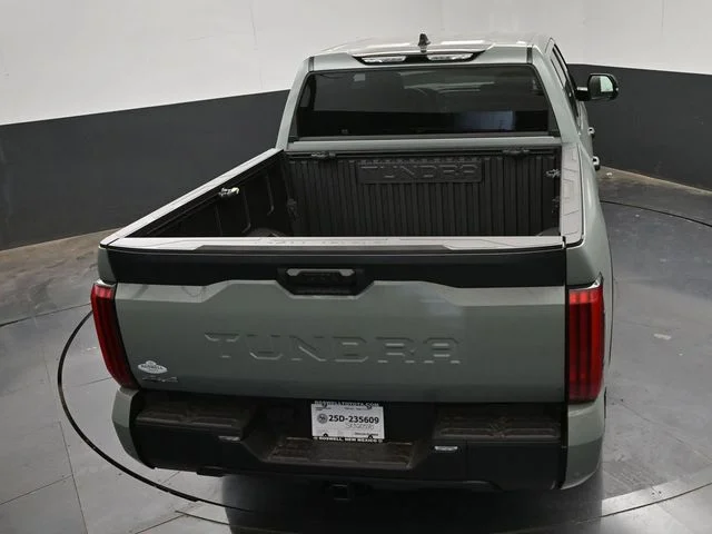 Used 2025  Toyota SR5 image 31