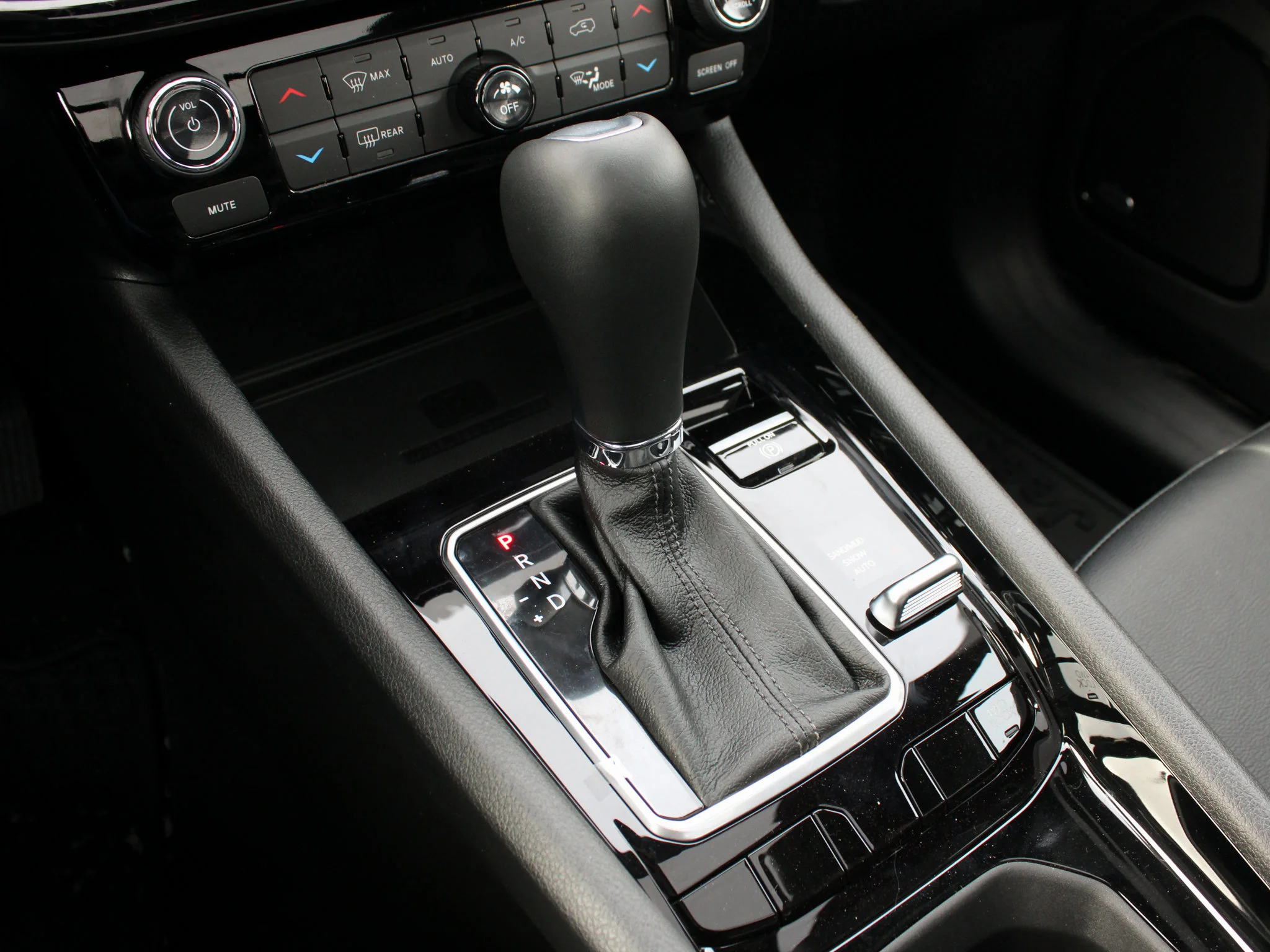 New 2026 Black Jeep North* image 22