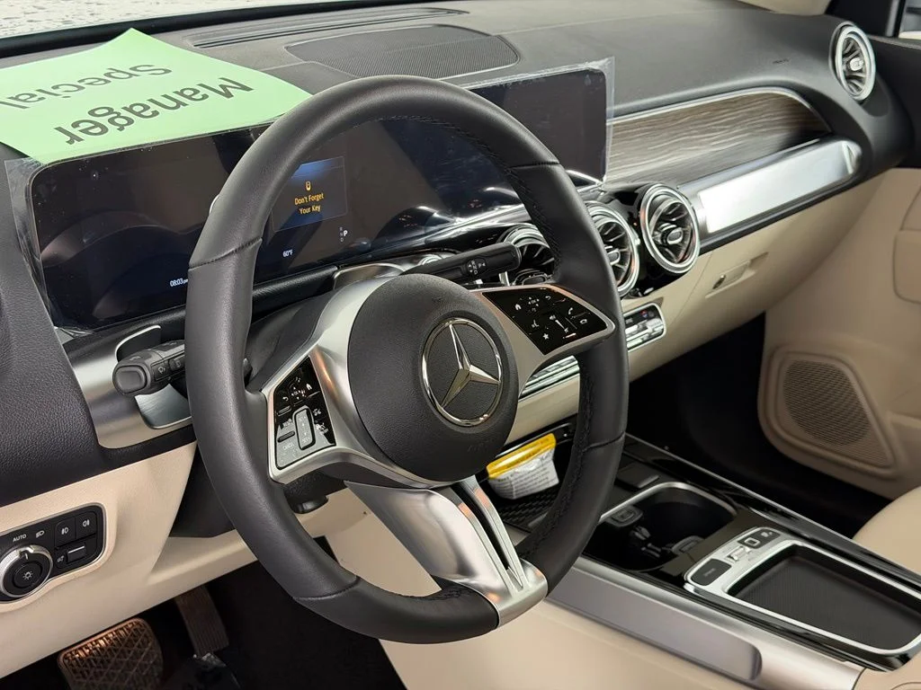 Certified Used 2025 Silver Mercedes-Benz GLB 250 image 14
