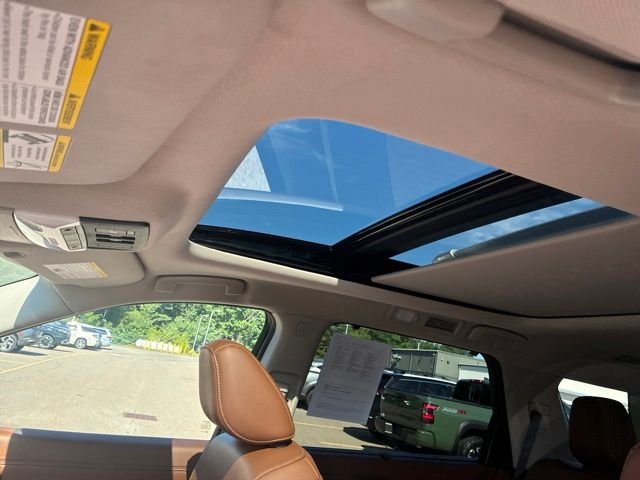 Used 2023 Gray Nissan Platinum image 14