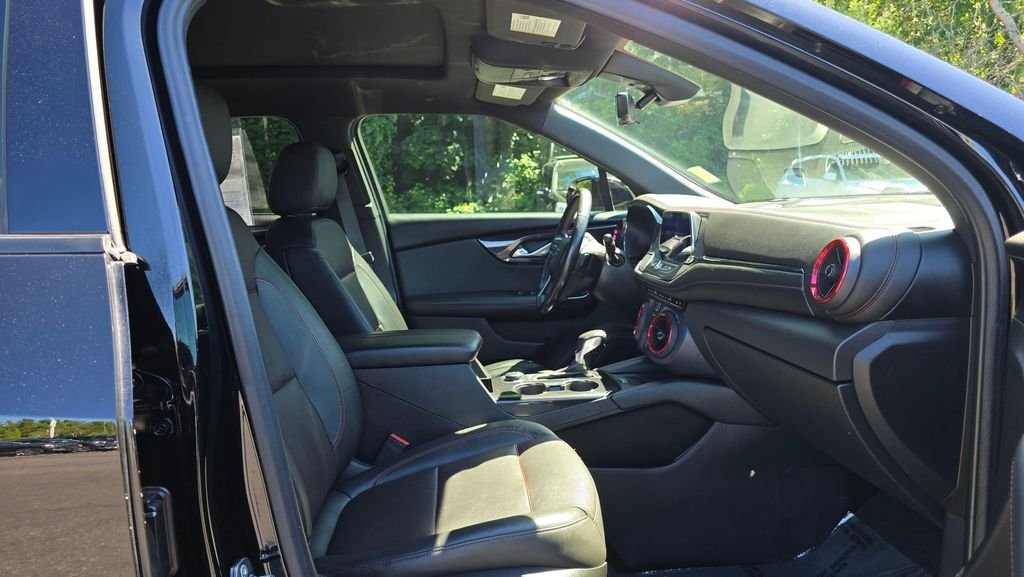 Used 2020 Black Chevrolet RS image 10