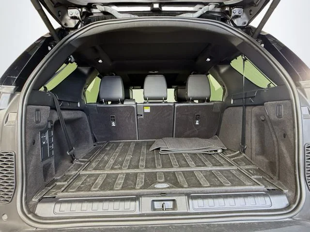 Certified Used 2025 Black Land Rover S image 28