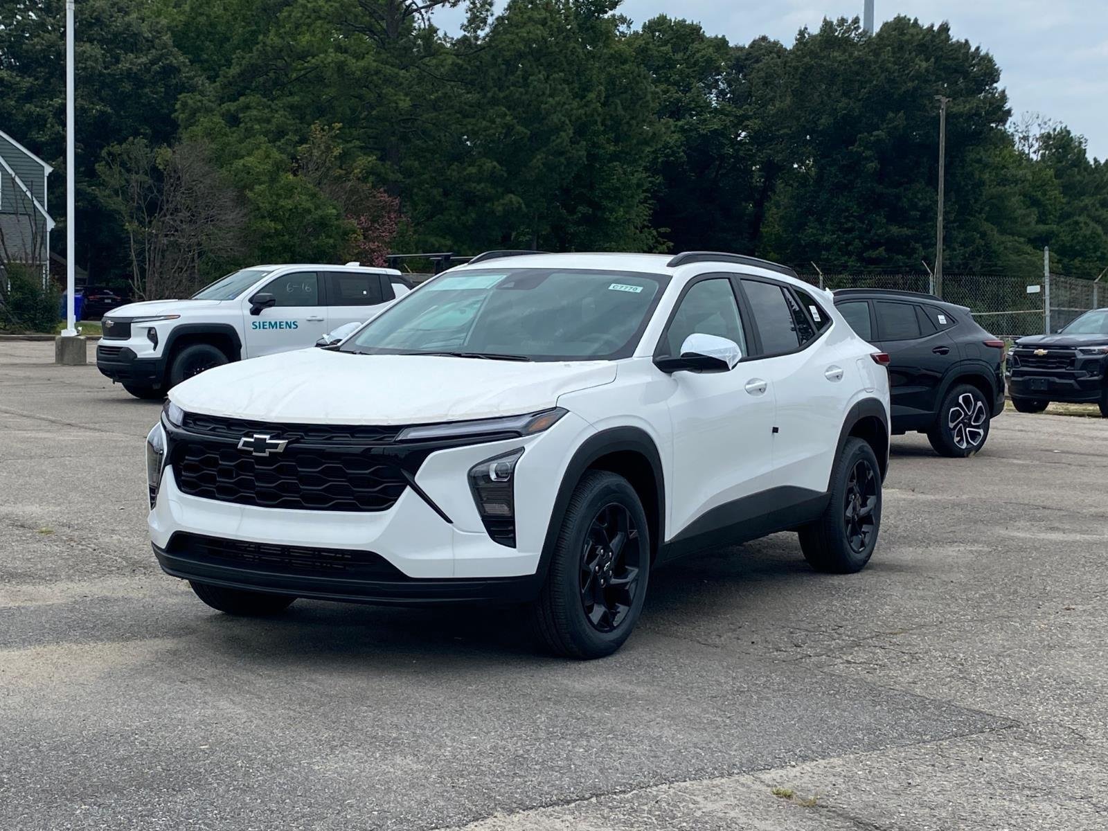 New 2026 Summit White Chevrolet LT image 2